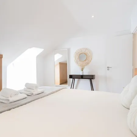 Rato Cozy 3br W/balcony - By Lu Holidays Apartament Lizbona