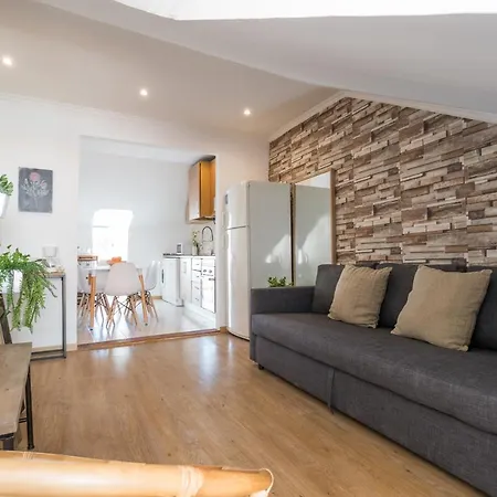 Rato Cozy 3br W/balcony - By Lu Holidays Lizbona